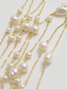 Длинное колье с жемчужинами на цепи 1694