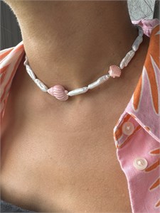 Колье из барочного жемчуга с ракушками 2392