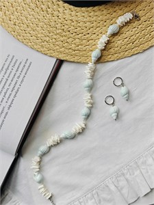 Колье из ракушек и керамики 2401